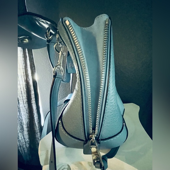 Coach Convertible Crossbody/Backpack Set - Picture 7 of 7